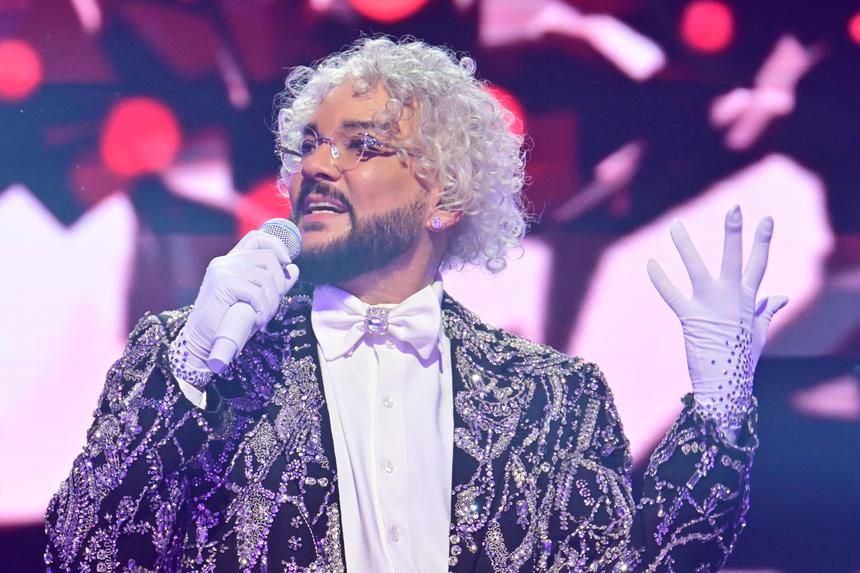 «Ничего святого!»: Филипп Киркоров похвастался куличом за 100 тыс. рублей и нарвался на критику