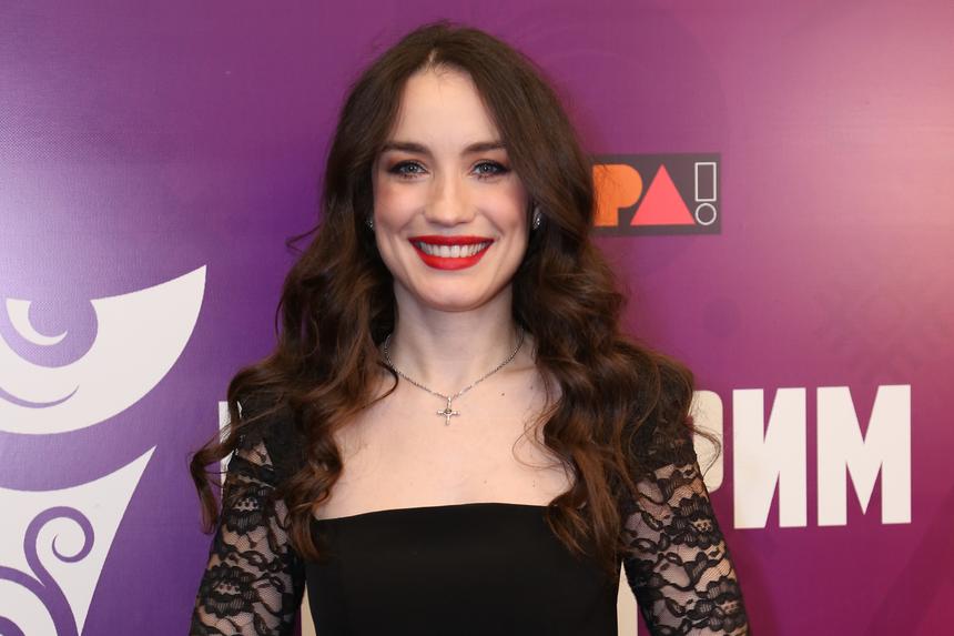 «Вообще не хотела»: Виктория Дайнеко отправила на съемки ТВ-шоу девятилетнюю дочь, которую скрывала