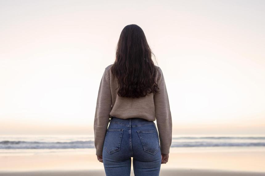 Отец находится в зоне боевых действий: мать бросила детей участника СВО