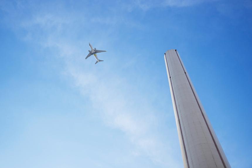 «Испуганный пилот кричит, ничего не объясняет»: на рейсе из Москвы в Петербург произошла разгерметизация салона