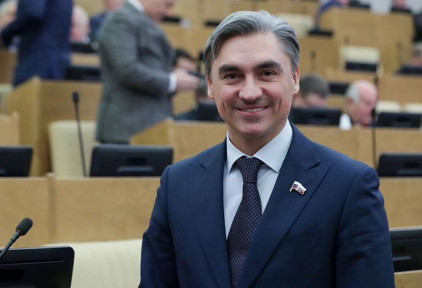 Депутат Свинцов допустил пересмотр законодательства после кражи яиц в Петербурге