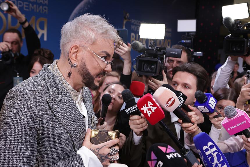 Филипп Киркоров попал в новый скандал: Виталий Бородин публично разоблачил его подругу-мошенницу