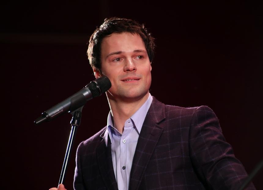 «Такое количество любви и счастья!»: Данила Козловский впервые за два года выступил в России