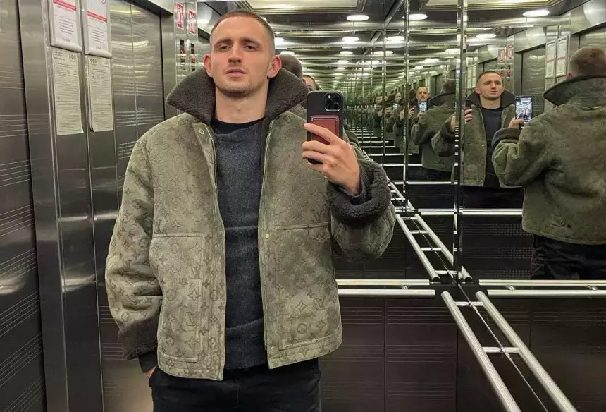 Михаил Литвин улетел из РФ после информации об аннулированном военном билете