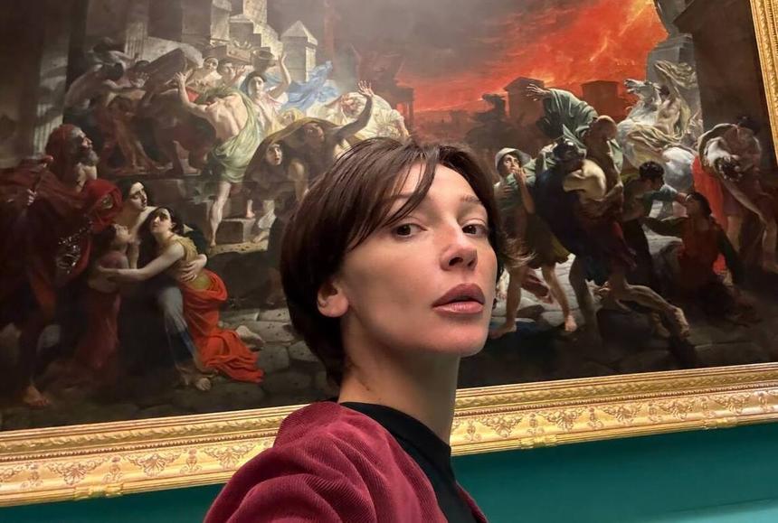 34-летняя блогерша Настя Ивлеева вышла из всех своих бизнесов