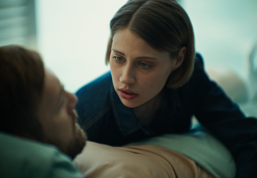 «Без театра не могу представить себя»: актриса БДТ Юлия Ильина о пути в кино, Школе-студии МХАТ и кумирах