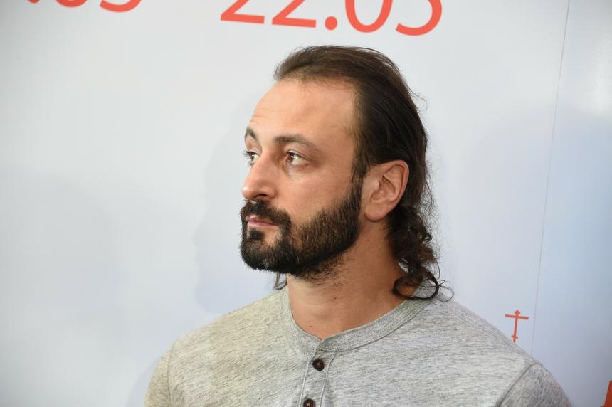 «Запущенная гадость»: Илья Авербух резко ответил на слухи о внебрачном сыне от Алисы Гребенщиковой