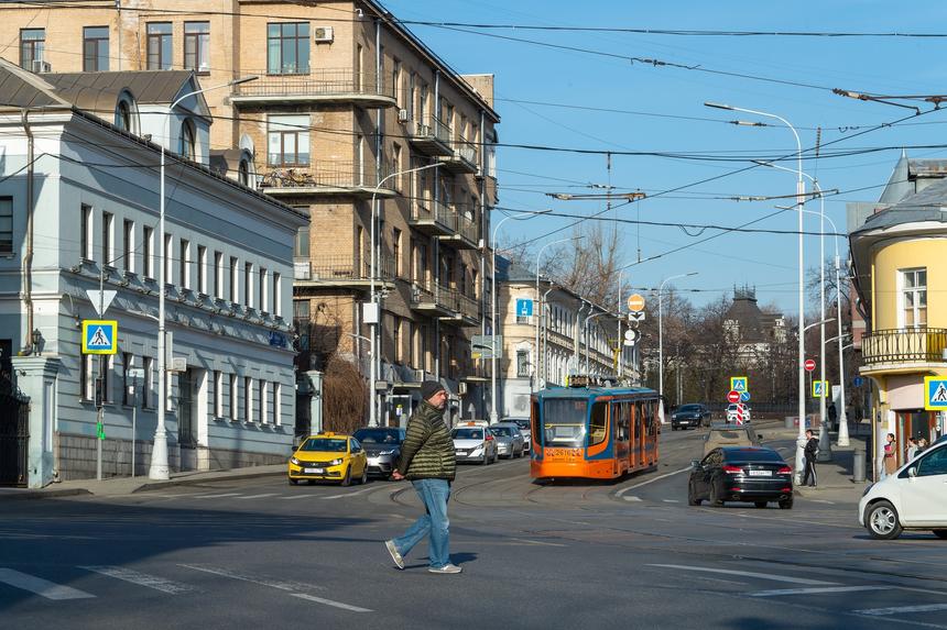 Внука Юрия Андропова ограбили в Москве, пока он угощал шаурмой бездомных