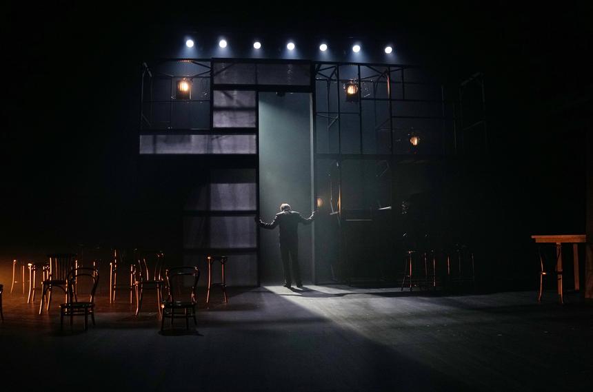 «Не понимаю выбор репертуара»: губернатор Севастополя отменил гастроли театра Вахтангова