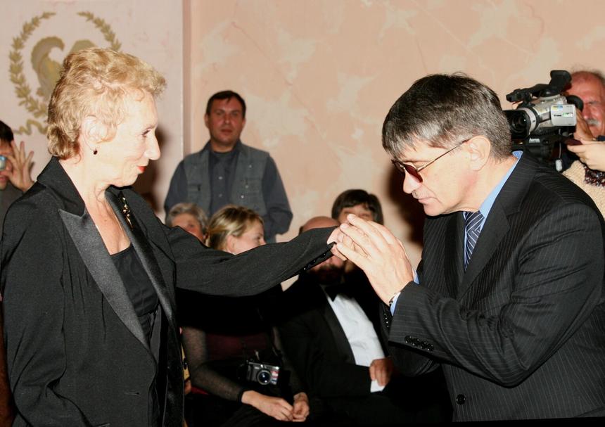 Приехал Николай Цискаридзе: в Санкт-Петербурге простились с балериной Аллой Осипенко