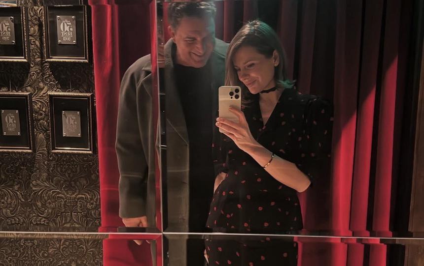 Максим Виторган показал фото с возлюбленной, которая моложе него на 18 лет