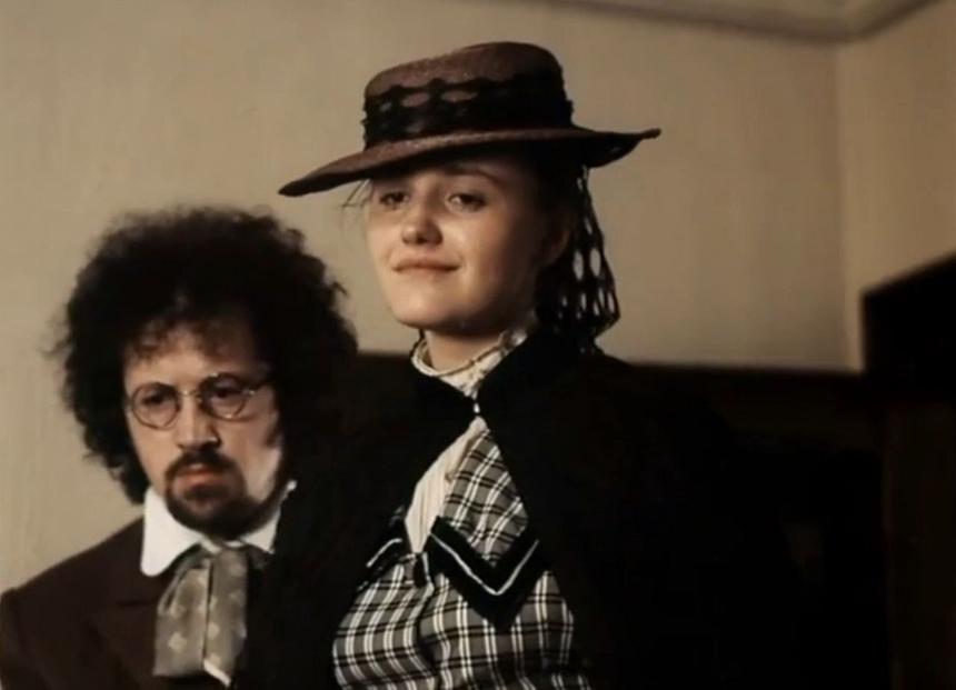 «Очень тяжело переживала»: Елена Земляникина-Крылатова потеряла почти всех близких перед смертью