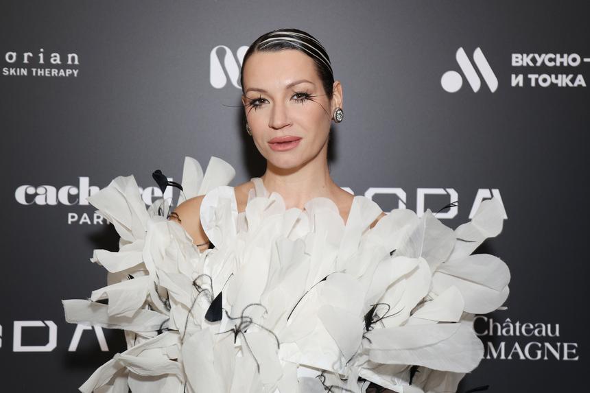 «Легче было ногу оторвать»: Ида Галич сообщила о проблемах со здоровьем во время беременности