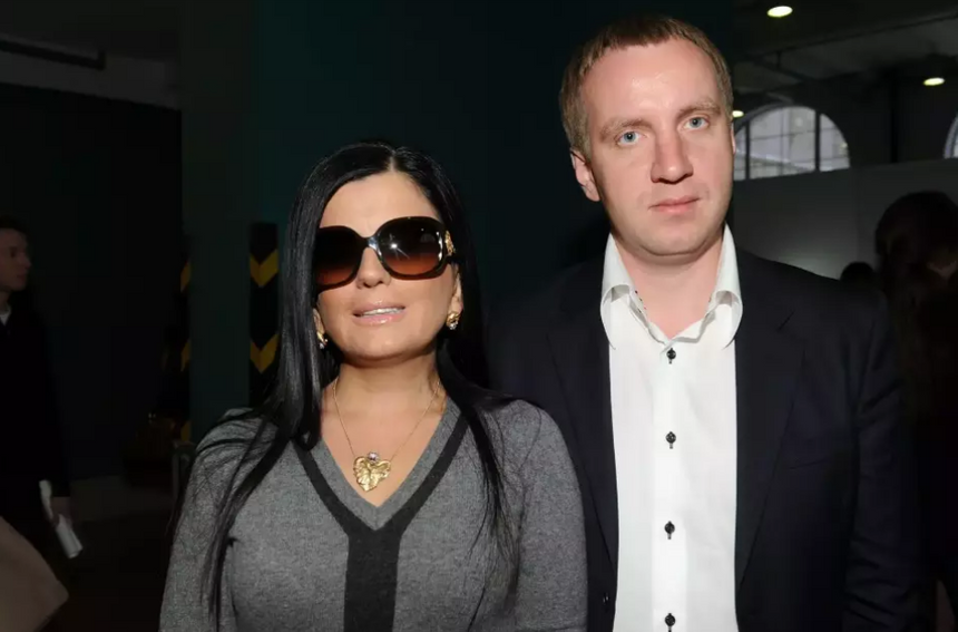 Диана Гурцкая пришла на могилу мужа Петра Кучеренко в годовщину его смерти