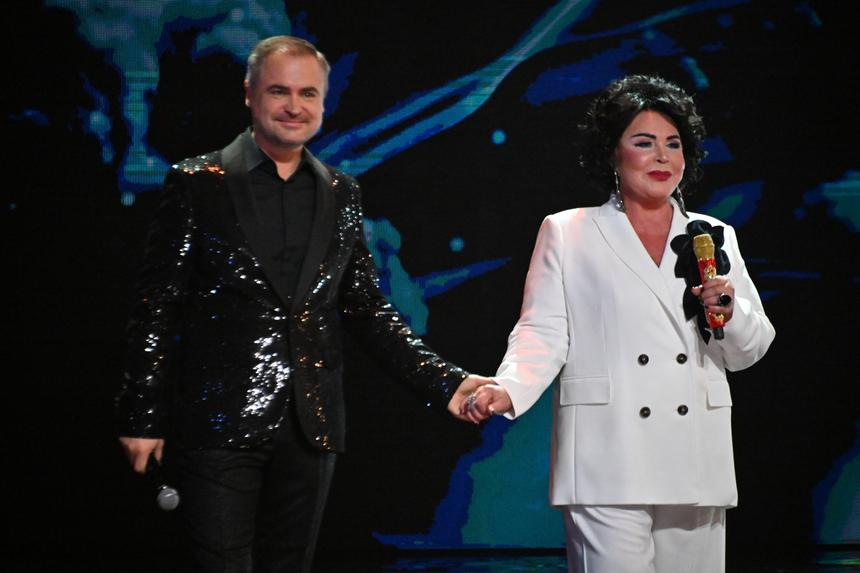 «Стирать белье и готовить еду я не намерена»: Надежда Бабкина высказалась о расставании с Евгением Гором