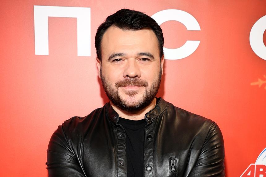 «Получает примерно, как Лепс»: продюсер раскрыл заработки певца Эмина Агаларова