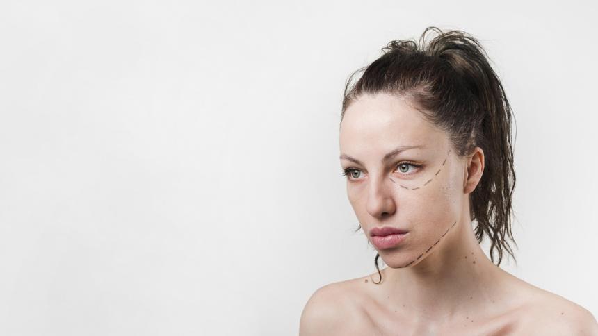 Удачная маскировка: где скрываются рубцы после различных пластических операций