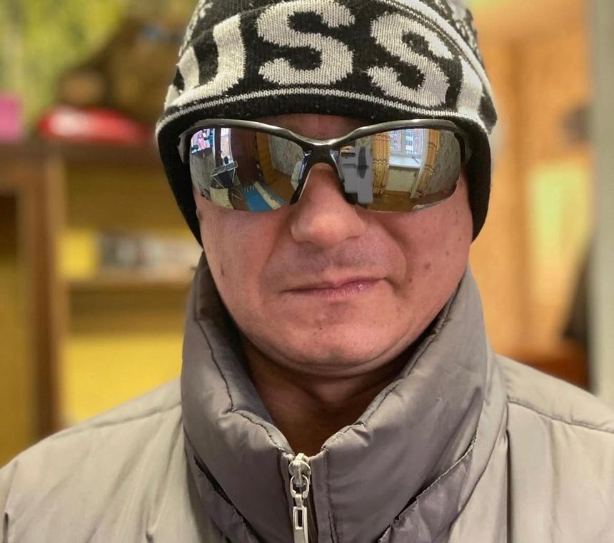 Треш-блогер Безумный Паша устроил драку с женщиной из-за Иришки Чики-Пики