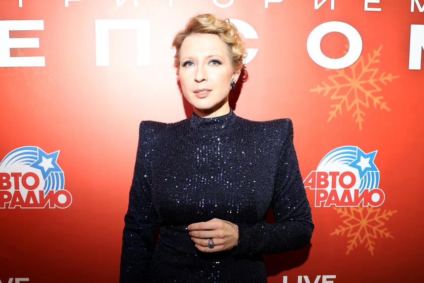 Яна Чурикова объяснила, почему скрывает 16-летнюю дочь от публики