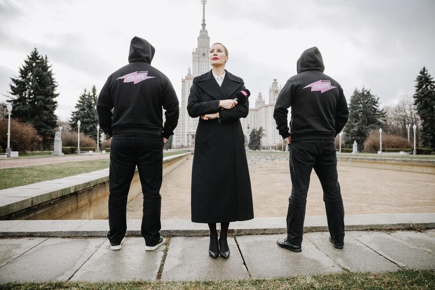 Елена Летучая просидела 3 часа в шкафу, чтобы разоблачить шамана-мошенника