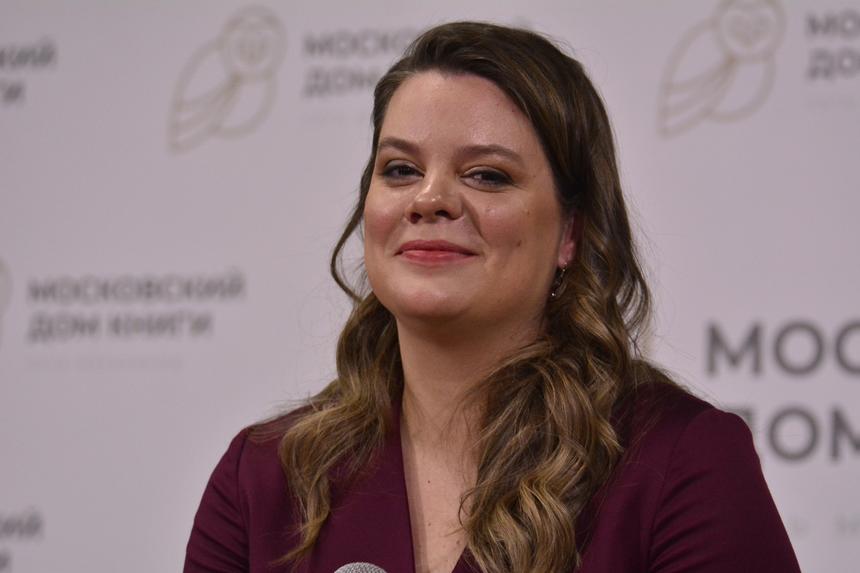 «Важно постоянно делать больно»: поэтесса Полозкова* пыталась умереть из-за издевательств экс-мужа