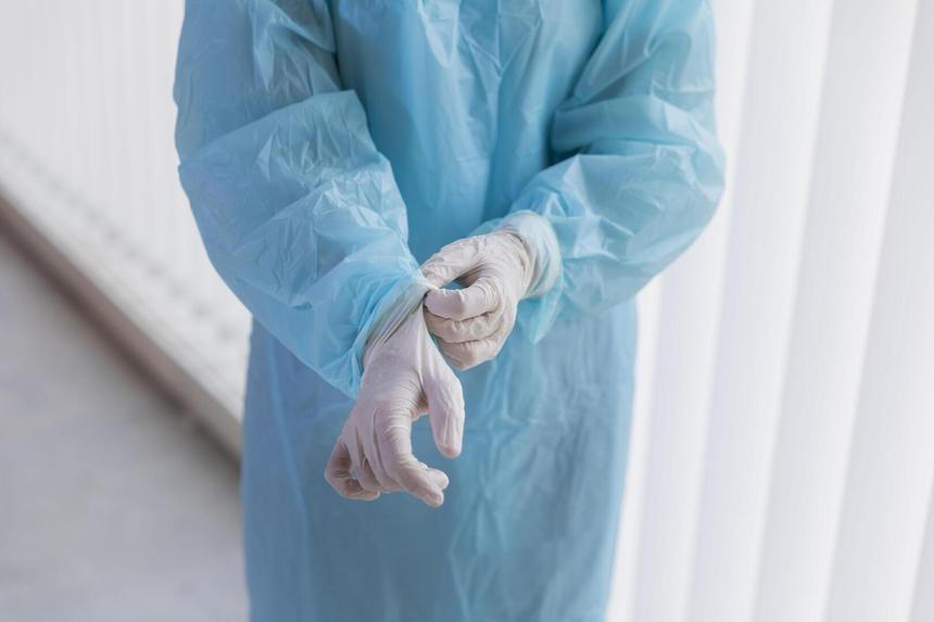 Один в реанимации, с тремя работают психологи: известно о состоянии выживших подростков после резни в Байкальске