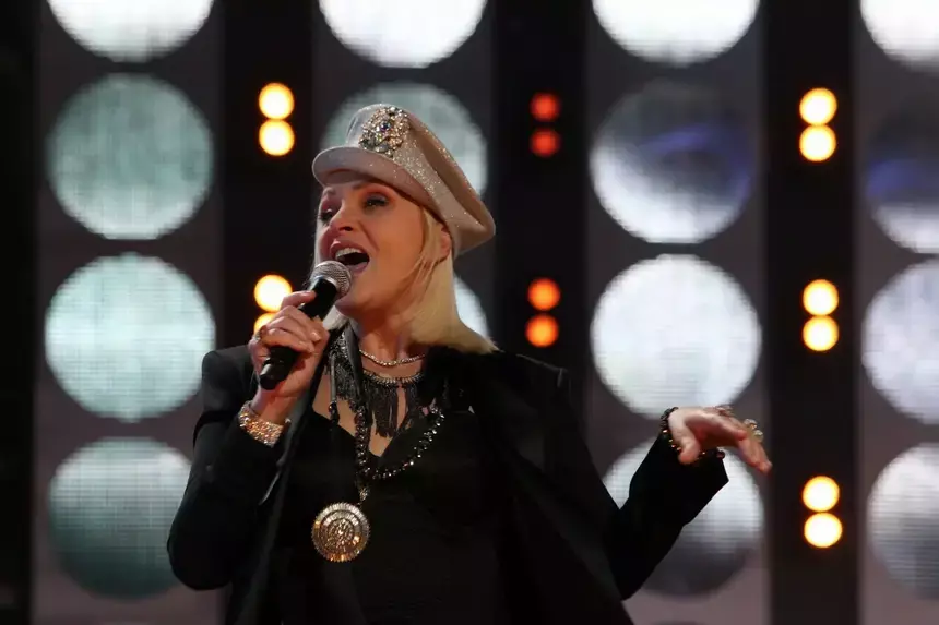 Раскрыт список звезд, которые выступят на фестивале Лаймы Вайкуле в 2025 году