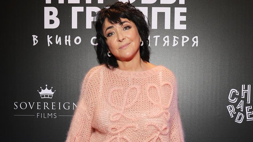 «Я стала раздражителем многих, но научилась защищаться»: Лолита высказалась о своем творческом пути