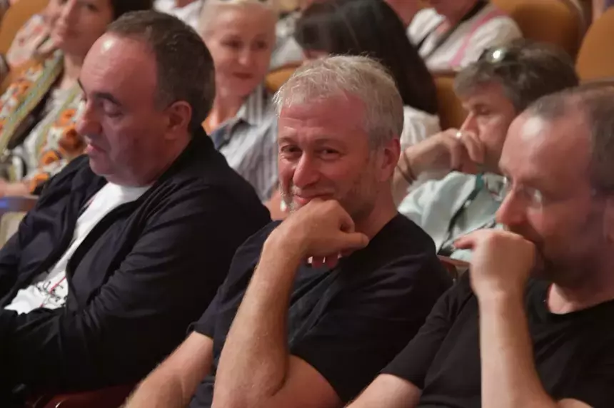 Великобритания может подать в суд на Романа Абрамовича из-за продажи «Челси»