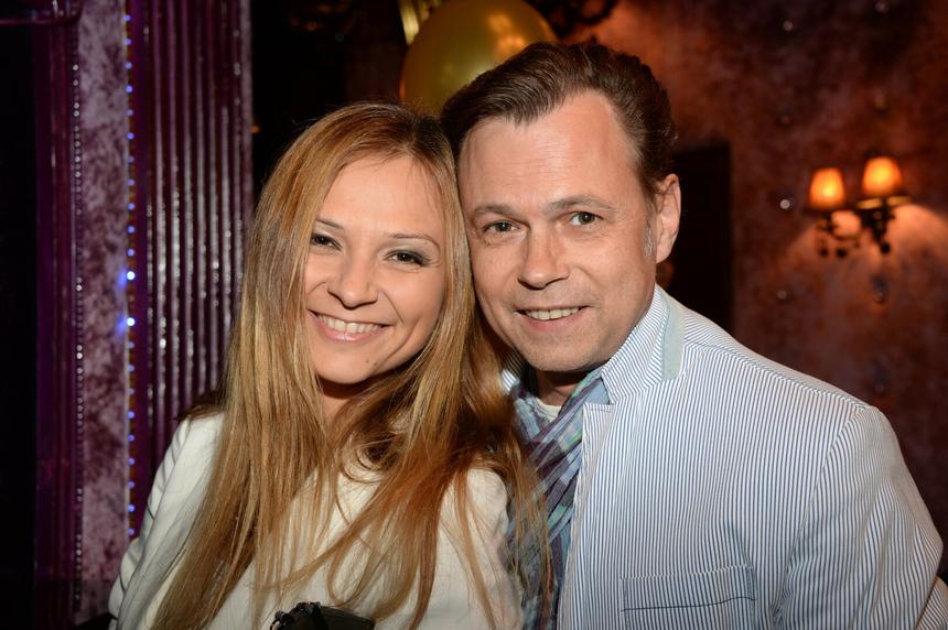 «Он бы хотел, чтобы звучала музыка»: вдова Левкина рассказала о первом дне рождения мужа после его смерти