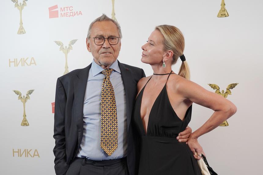 «29 лет назад»: Юлия Высоцкая поделилась подробностями знакомства с Андреем Кончаловским