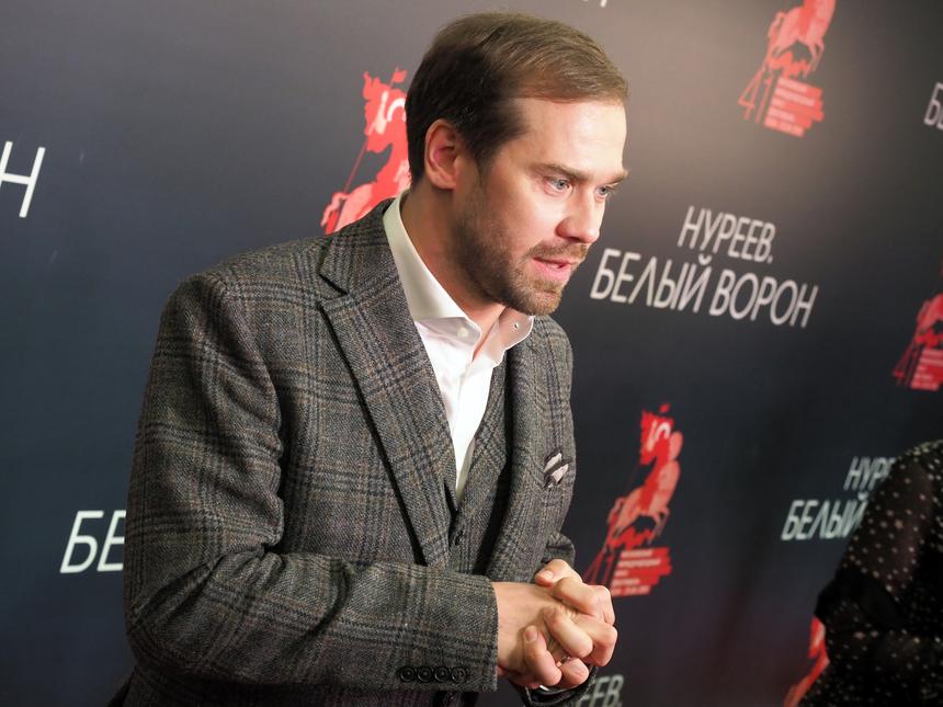 Актер Морозов рассказал о дружбе со звездой «Гарри Поттера» Рэйфом Файнсом