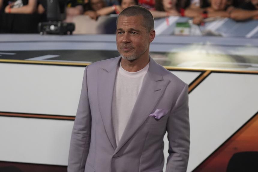 «Божественный кашемир»: Брэд Питт запускает собственную линию одежды