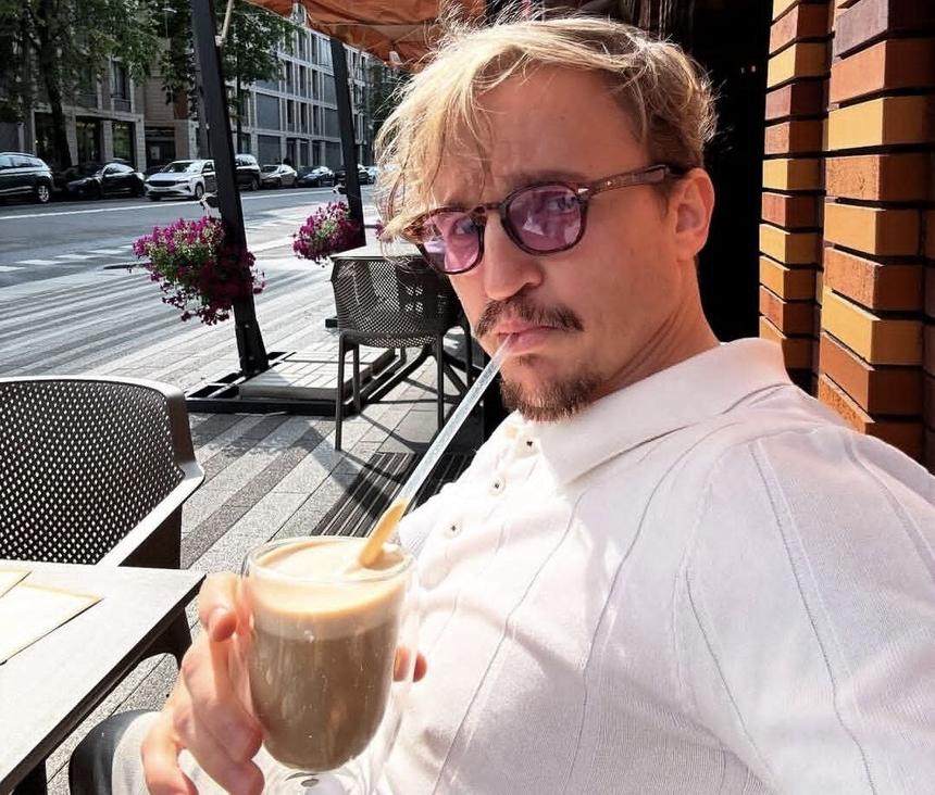 Нашли около 9 грамм синтетического наркотика: блогер Юра Кузнецовский задержан по статье 228 УК РФ