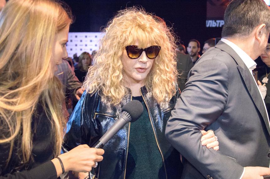 «Вряд ли Алла Борисовна стала бы экономить»: названа стоимость доставки барокамеры для Пугачевой на Кипр