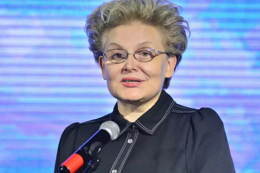 Телеведущая Елена Малышева избавляется от убыточного бизнеса в России