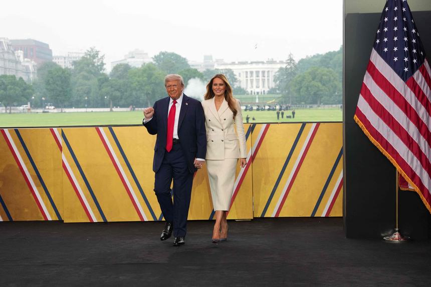 Доминирование через мягкую силу: эксперты раскрыли детали брака Дональда и Мелании Трамп