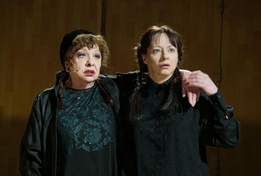 Тенякову после кремации похоронят на Троекуровском кладбище в могиле с мужем