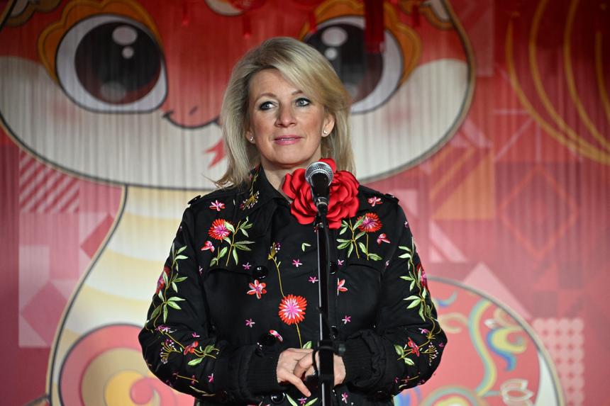 «Хочу пожелать им обрести то, что потеряли»: Мария Захарова обратилась к уехавшим из РФ артистам