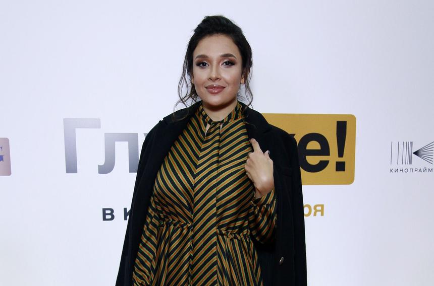 «Все деньги отдает мне, а я их распределяю»: Дибцева рассказала о браке с бизнесменом