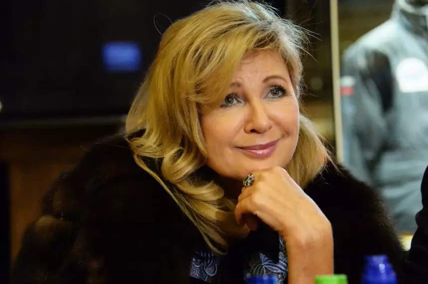 «Отказываться от украинского гражданства не собирается»: Вика Цыганова о российском паспорте Ани Лорак