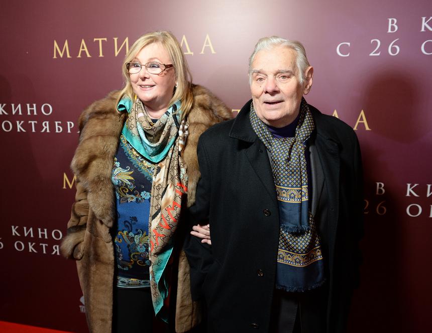 Наталья Селезнева возмутилась журналистами, которые ее «два раза похоронили»