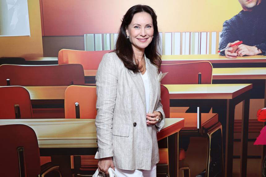 Актриса Нонна Гришаева показала редкое фото с дочерью в ее день рождения