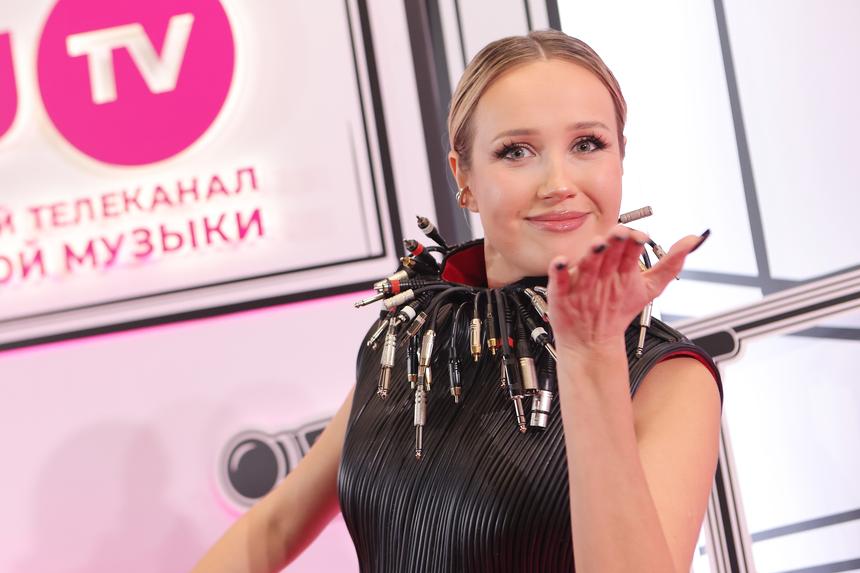 «Угрожали расправой»: Клава Кока боялась за жизнь бывшего парня Александра Поверина