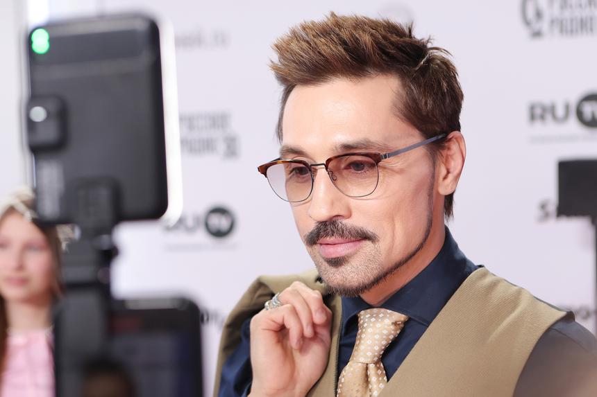 «Буду и хочу»: убежденный холостяк Дима Билан впервые заговорил о женитьбе