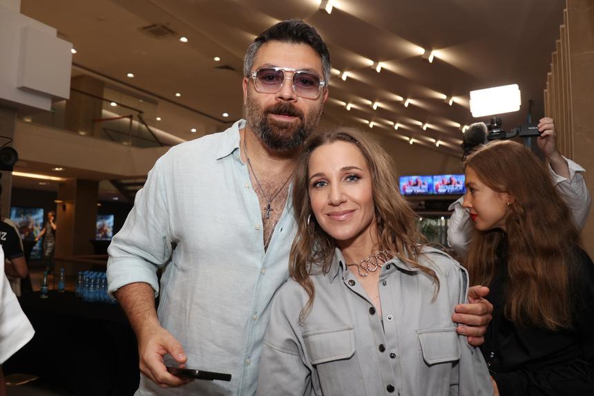 «Пришлось прогибаться»: Юлия Ковальчук рассказала о ссорах с мужем Алексеем Чумаковым