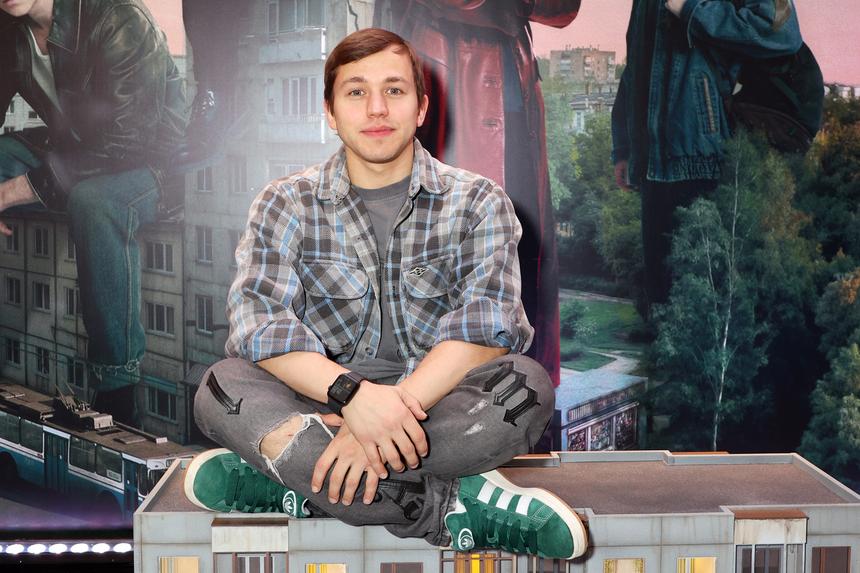 «Пришлось снова доказывать, что я чего-то стою»: Сергей Романович о возвращении в кино