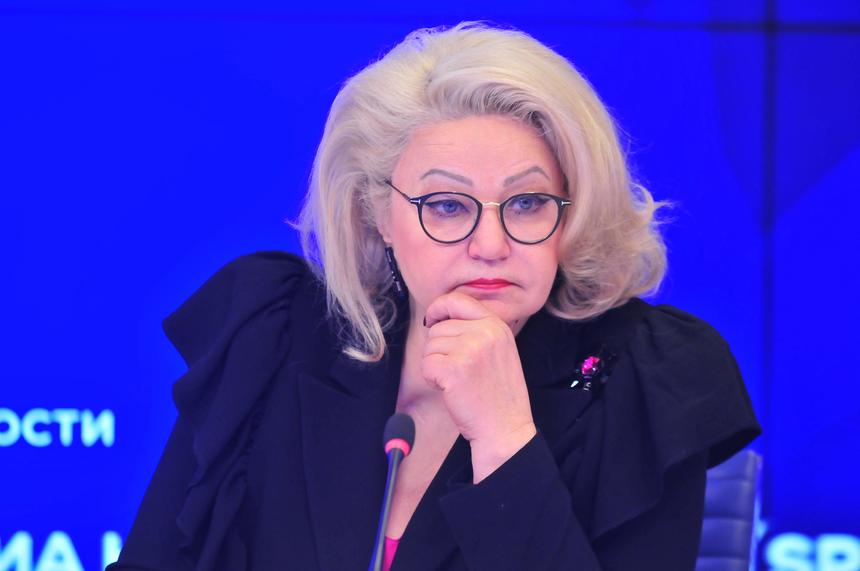 «Нет рычагов»: депутат Останина прокомментировала предложение президента о тренде на большую традиционную семью