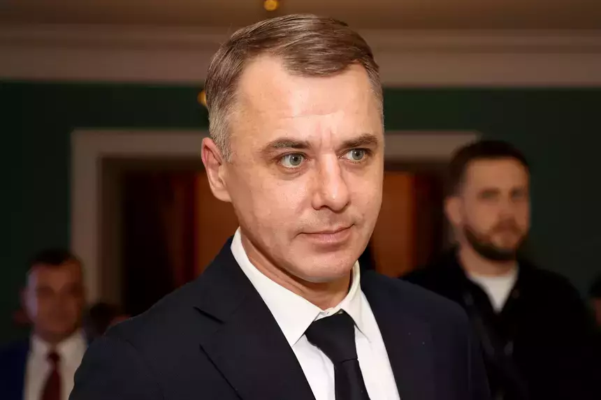 Недавно погасил задолженность в 10 млн рублей: с актера Игоря Петренко требуют 1,6 млн рублей по алиментам