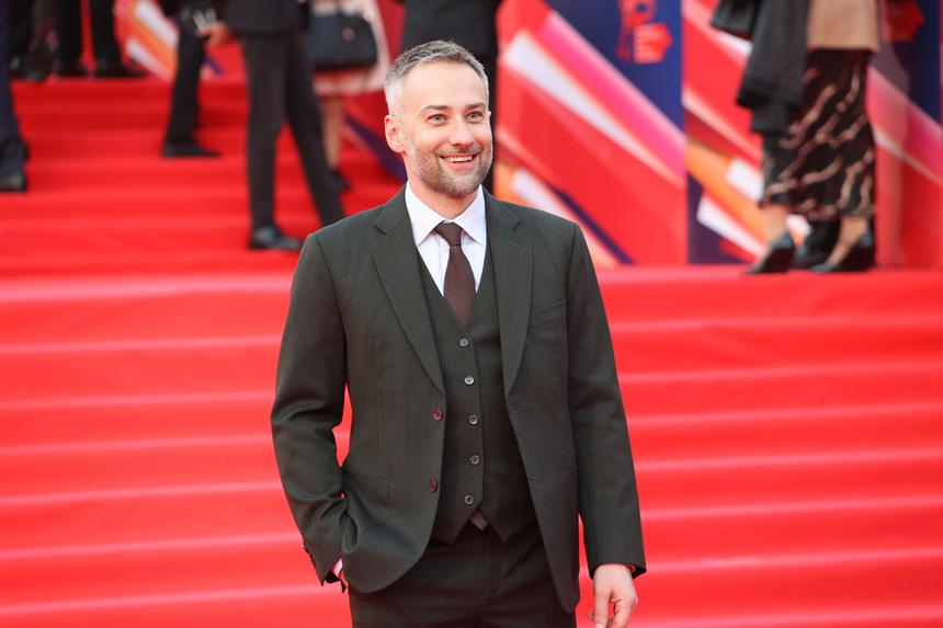 Уже подали заявление в ЗАГС: вдовец Жанны Фриске Дмитрий Шепелев женится осенью